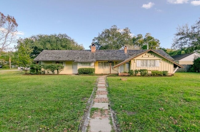 Photo - 5334 Lake Howell Rd House