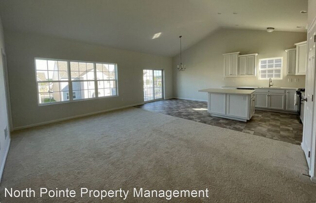 Building Photo - 3 br, 2.5 bath House - 692 Kincaid Ave