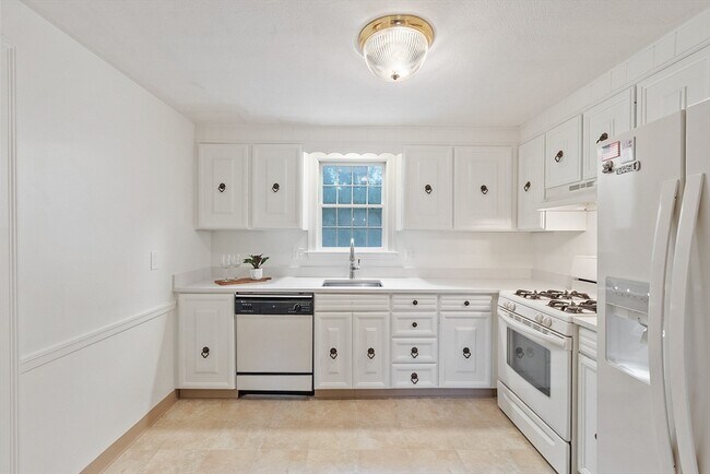 Foto del edificio - 6 John Matthews Rd