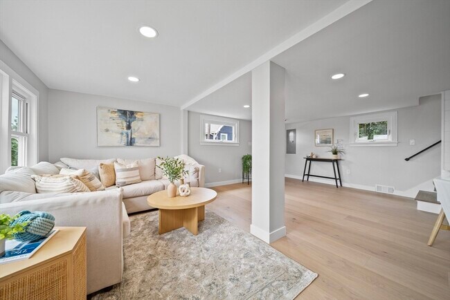 Foto del edificio - 58 Breezy Hill Terrace