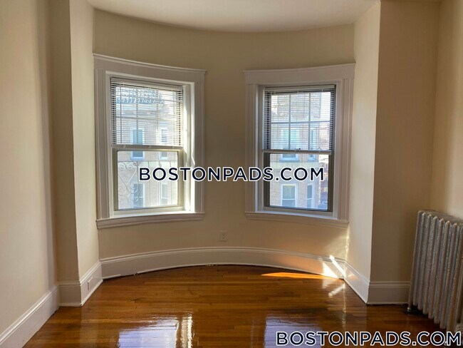 Foto del edificio - 1315 Commonwealth Ave