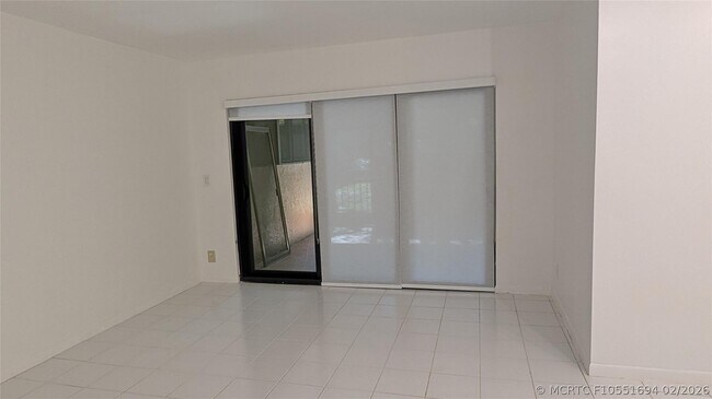 Foto del edificio - 2372 NW 39th Ave