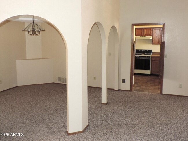 Building Photo - 3125 S Nichols Dr