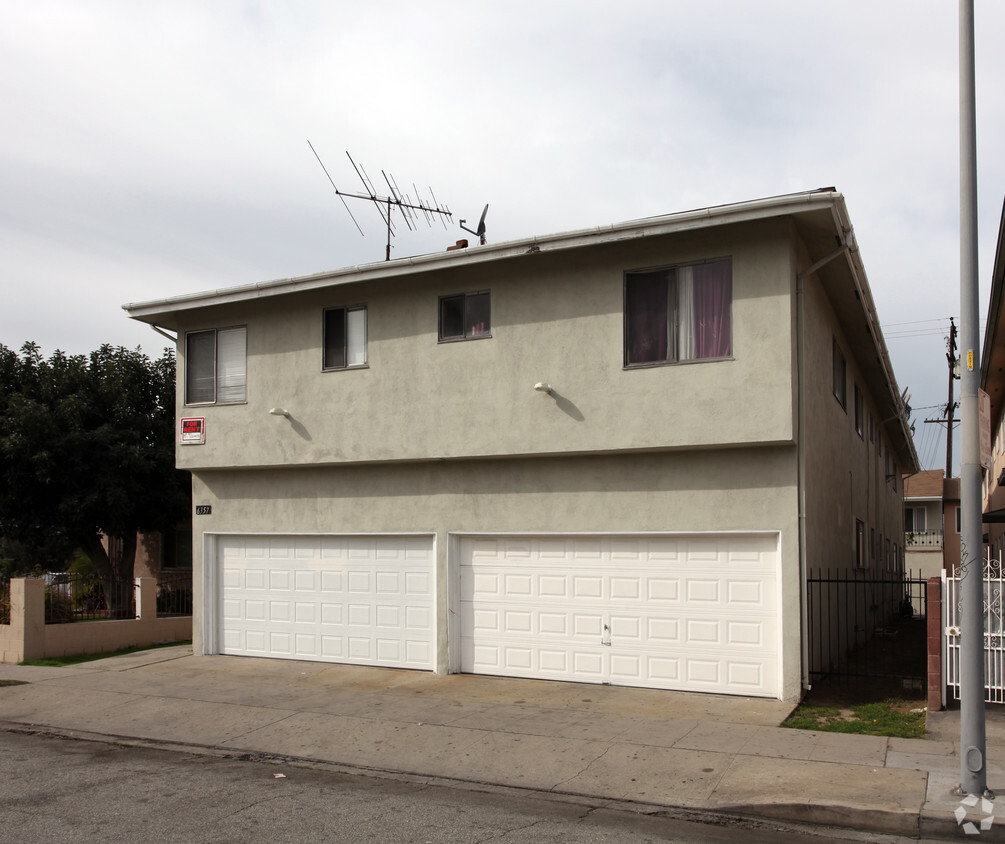 Building Photo - 6357 Templeton St