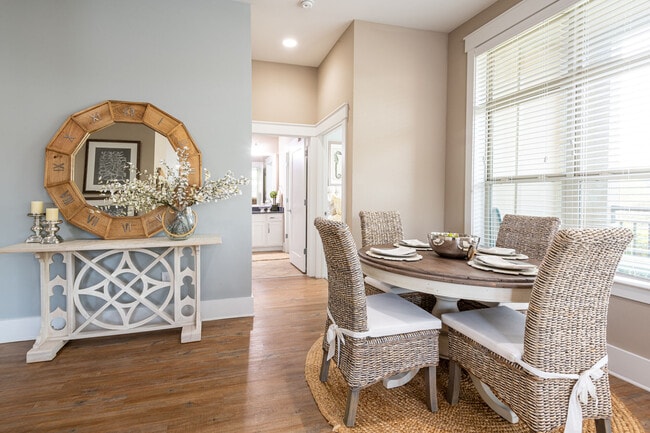 Building Photo - The Apartments at Palladian Place