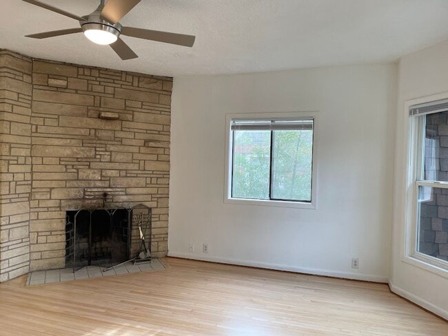 Foto del edificio - 222-228 NE 29th Avenue