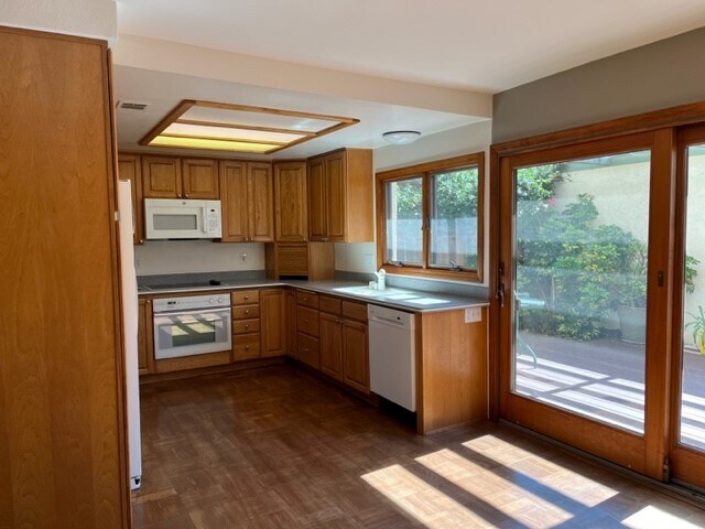 Foto del edificio - 2770 Caminito Cedros