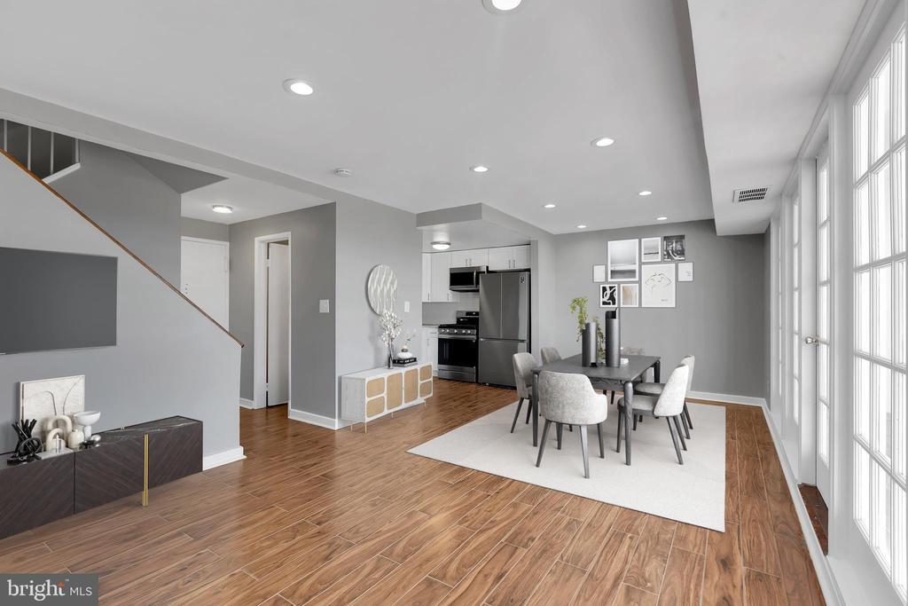 Primary Photo - 10850 Green Mountain Cir
