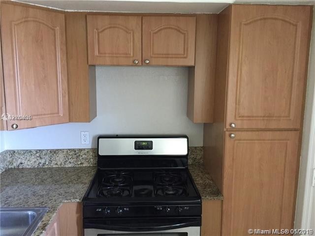 Foto del edificio - 7737 SW 88th St