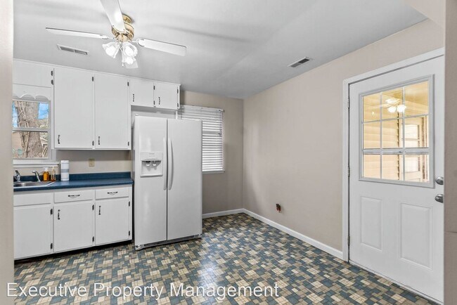 Foto del edificio - 2 br, 1 bath House - 607 Hazel