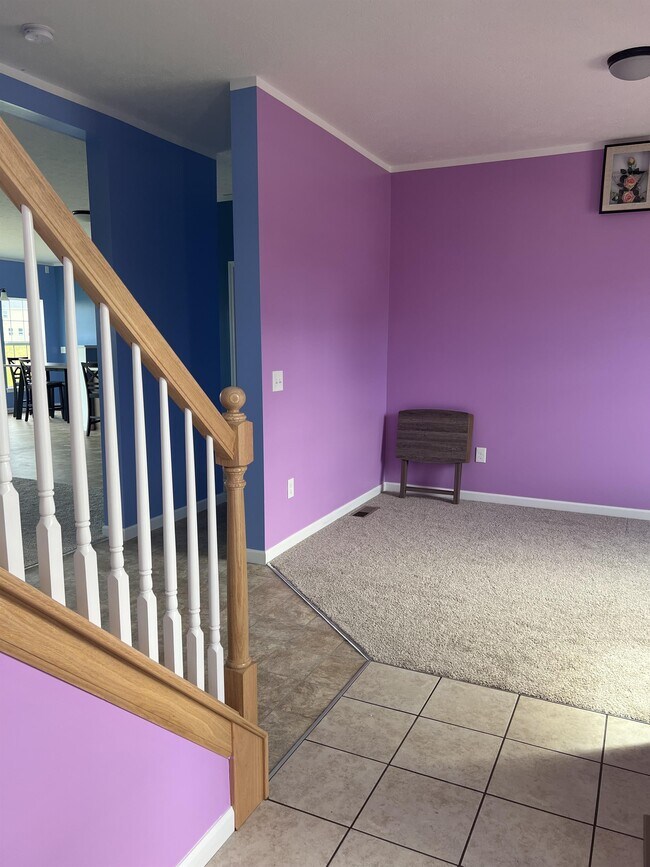 93 Candleford Heights, West Henrietta, NY 14586 House Rental in West