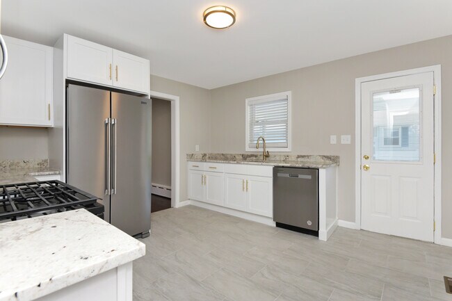 Foto del edificio - 233 Milltown Rd