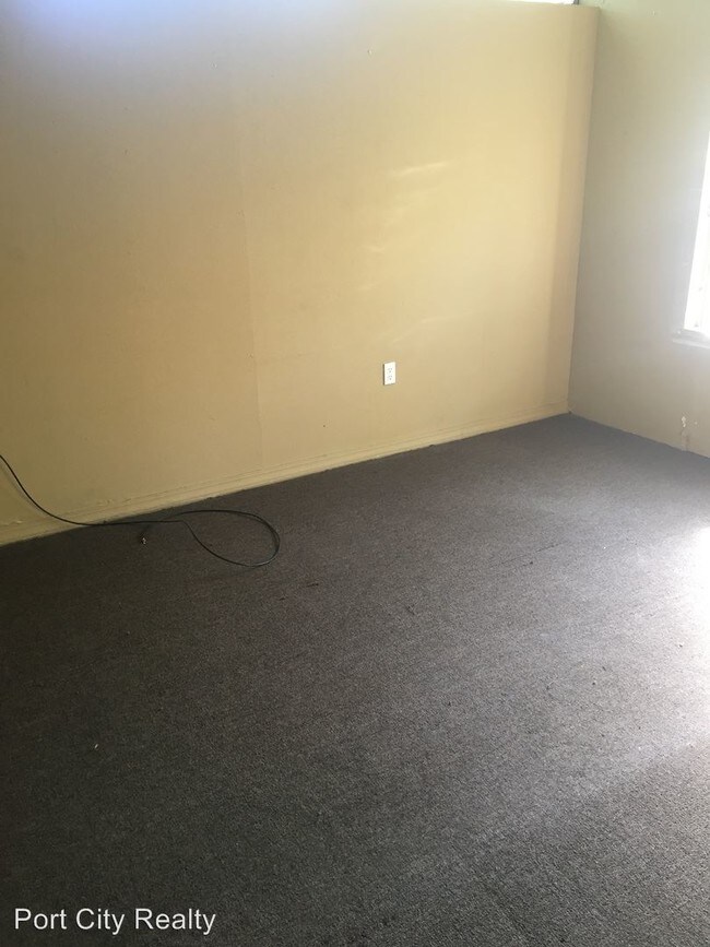 Foto del edificio - 3 br, 1 bath House - 4614 Bethume Dr