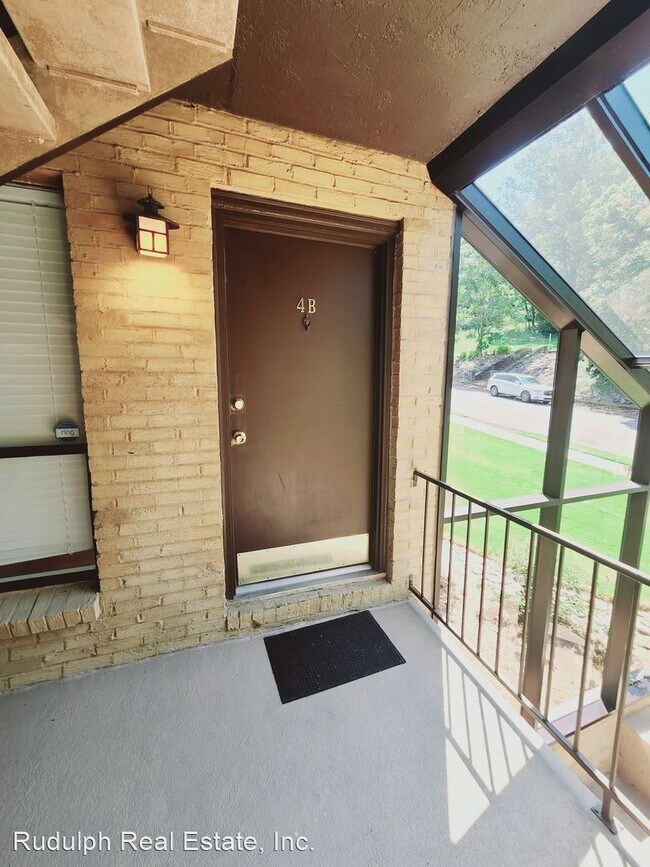 Building Photo - 1 br, 1 bath House - 2136 16th Ave. So. Un...