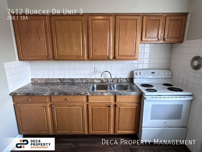 Foto del edificio - 7412 Burcke Dr