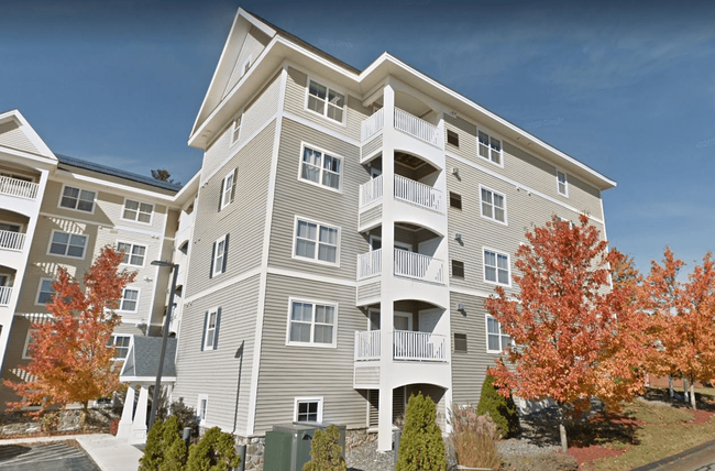 Village Green Apartments Tewksbury