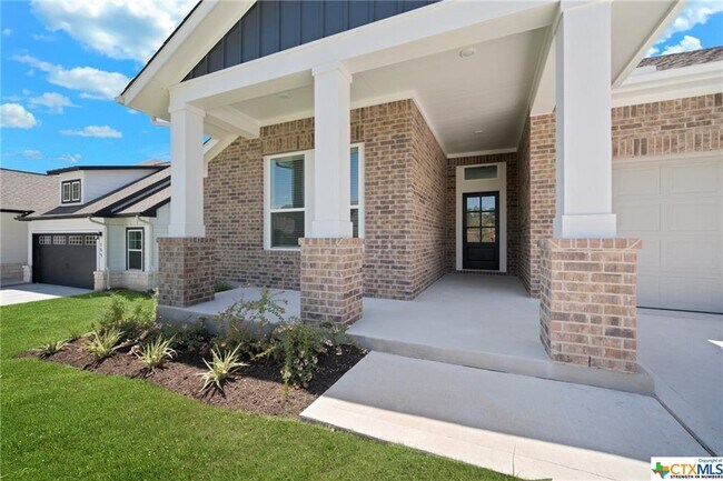 Building Photo - 167 Osceola Dr