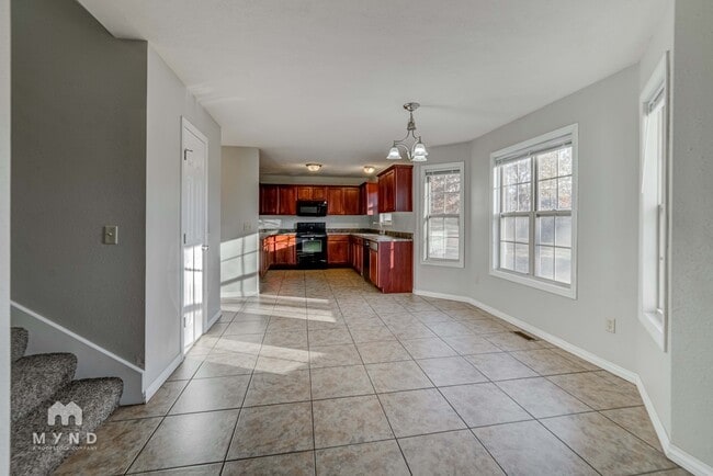 Foto del edificio - 112 N Peach Brook