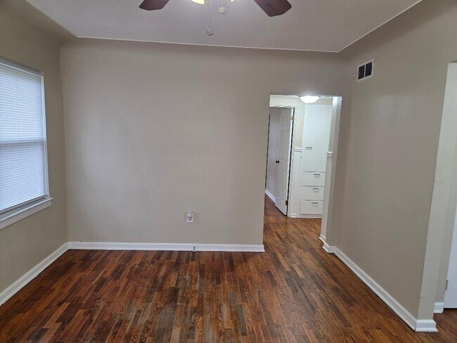 Foto del edificio - 1722 Gratiot Ave