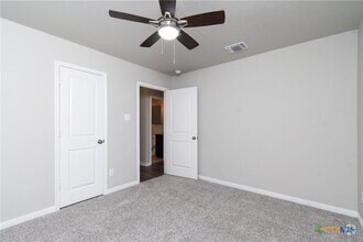 Building Photo - 8207 Montclair Dr