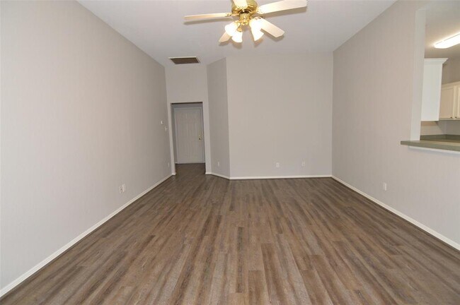 Foto del edificio - 24327 Wild Horses Ln