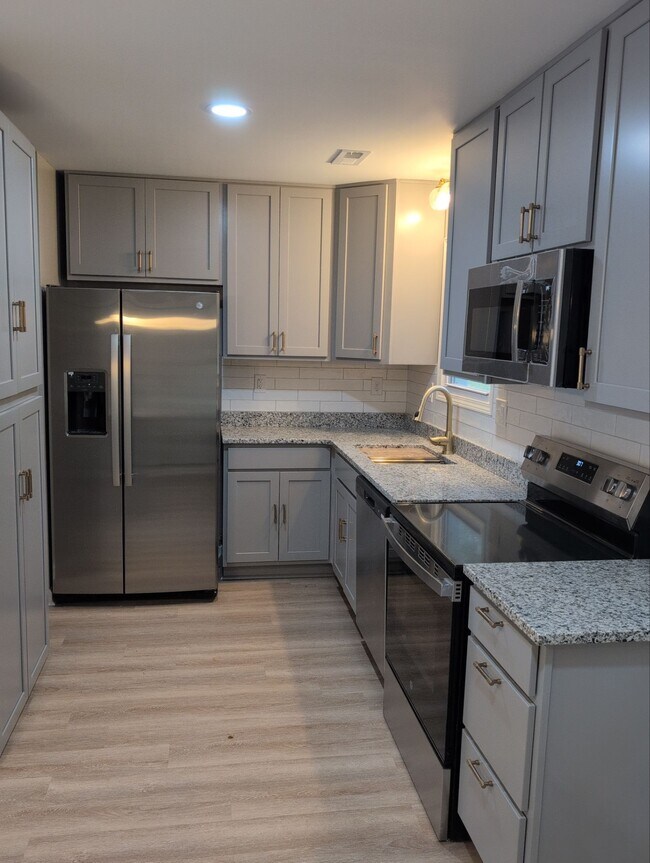 Foto del edificio - 3210 Delia Ln NW