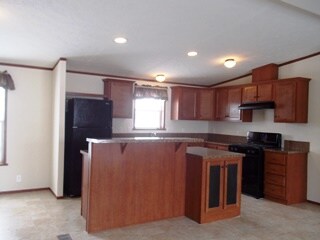 Building Photo - 33042 Poplar Ct