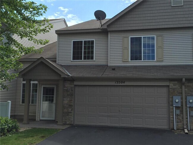 Foto del edificio - 13504 Partridge Cir NW