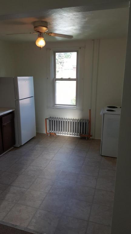 Primary Photo - 457 Decker Ave