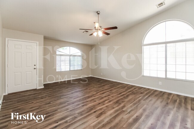 Foto del edificio - 4082 E Meadow Lark Way
