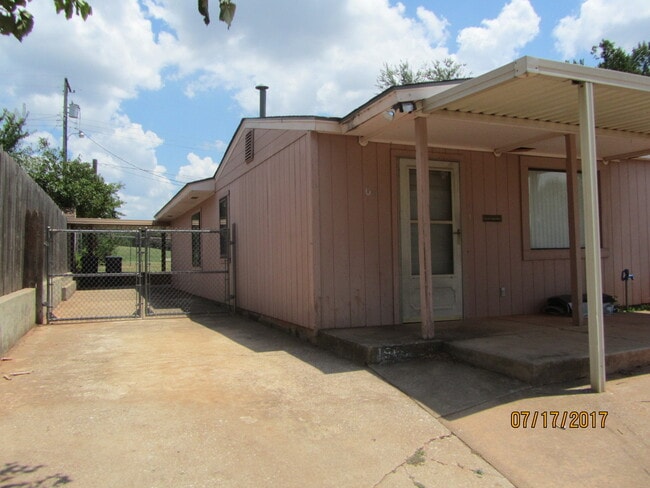 Building Photo - For Sale or For Rent - Owner will Finance 3-bed 2-bath OKC's Top of The Town