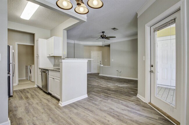Foto del edificio - 2128 Chatelain Way, Mount Pleasant, SC 294...