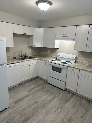 Cocina reformada - Oakview Park