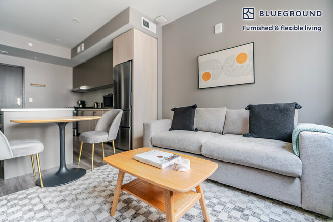 Foto del edificio - 1313 L St NW