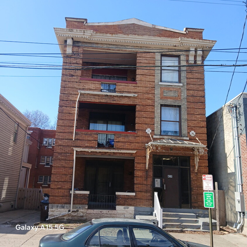 Foto principal - 431 Greenup St