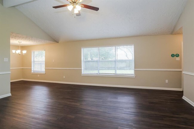 Building Photo - 2906 Ocean Way