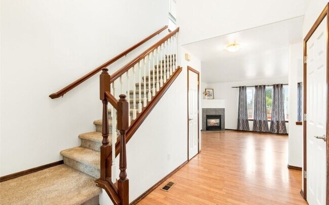 Foto del edificio - 9823 31st Ave SE