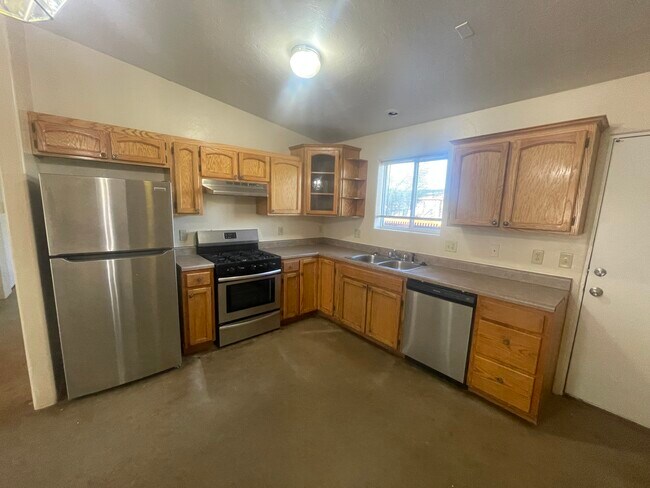 Foto del edificio - 1188 N Riverview Blvd