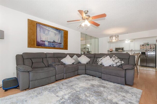 Foto del edificio - 4123 NW 88th Ave