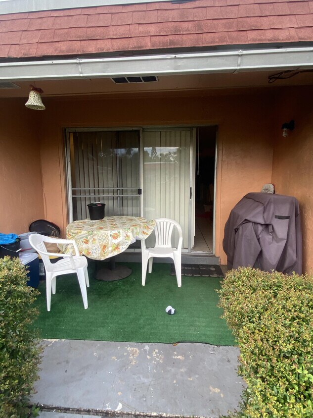 2727 W Oak Ridge Rd Orlando, FL 32809 Alquileres en Orlando, FL