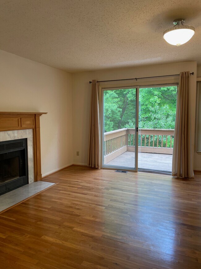 Foto del edificio - 1620 Oak Spring Way