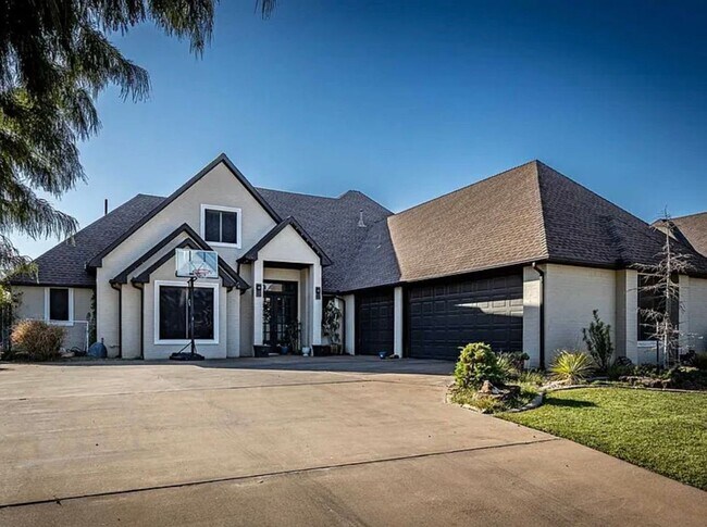 Foto del edificio - 7623 Wyatt Lake Drive