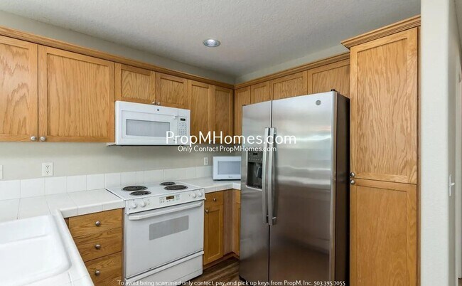 Building Photo - Cozy 3 Bedroom Home in the Heart of Bethany!