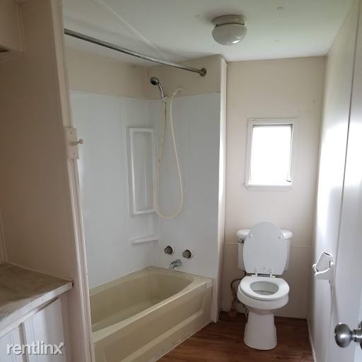 Foto del edificio - 3 br, 1 bath House - 18 Trails End Road