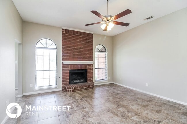 Building Photo - 4205 Martha Ln