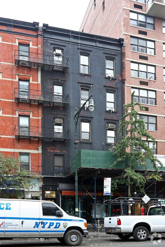 Building Photo - 467 Columbus Ave