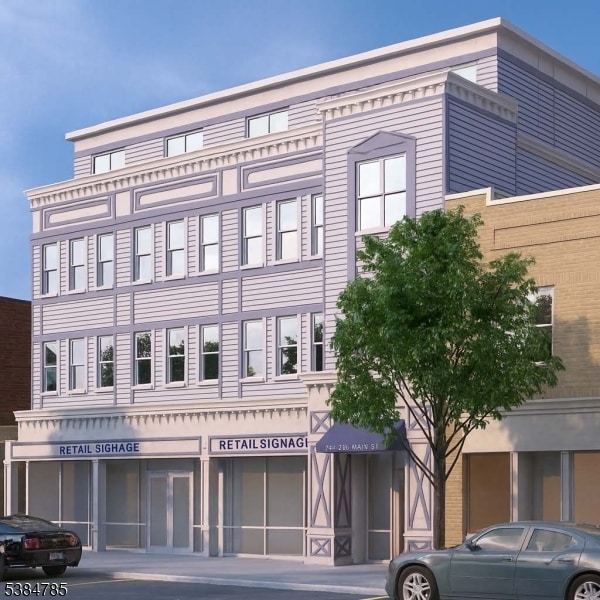 Primary Photo - 246 Main St