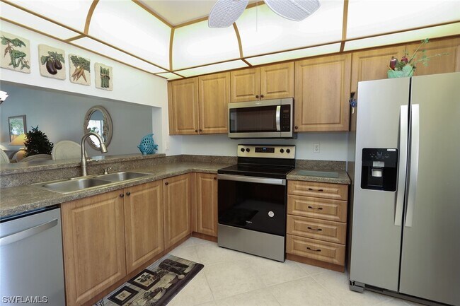 Building Photo - 5932 Cranbrook Way