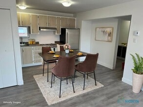 Building Photo - 15 Rue de Boucherville