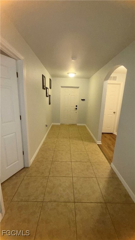 Building Photo - 313 Shadow Lakes Dr
